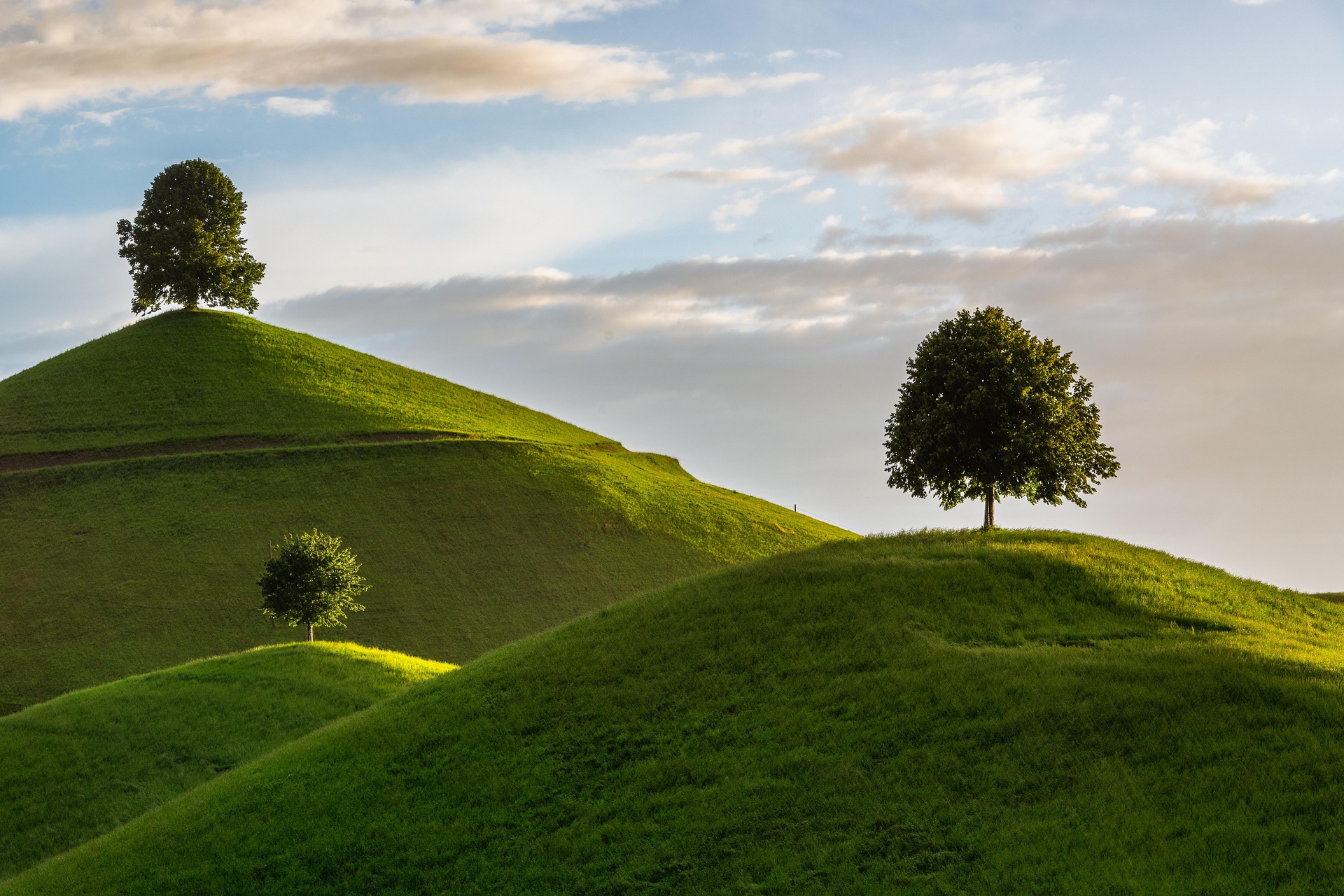 susnpics hill 5324149 1920